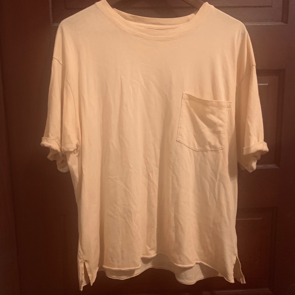 Cozy lightweight tee ☕️